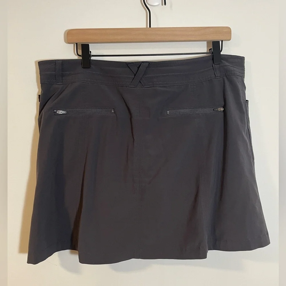 L.L. Bean Comfort Trail Skort Skirt Gray Size 12 Style 288936 Hiking Active - Picture 7 of 11